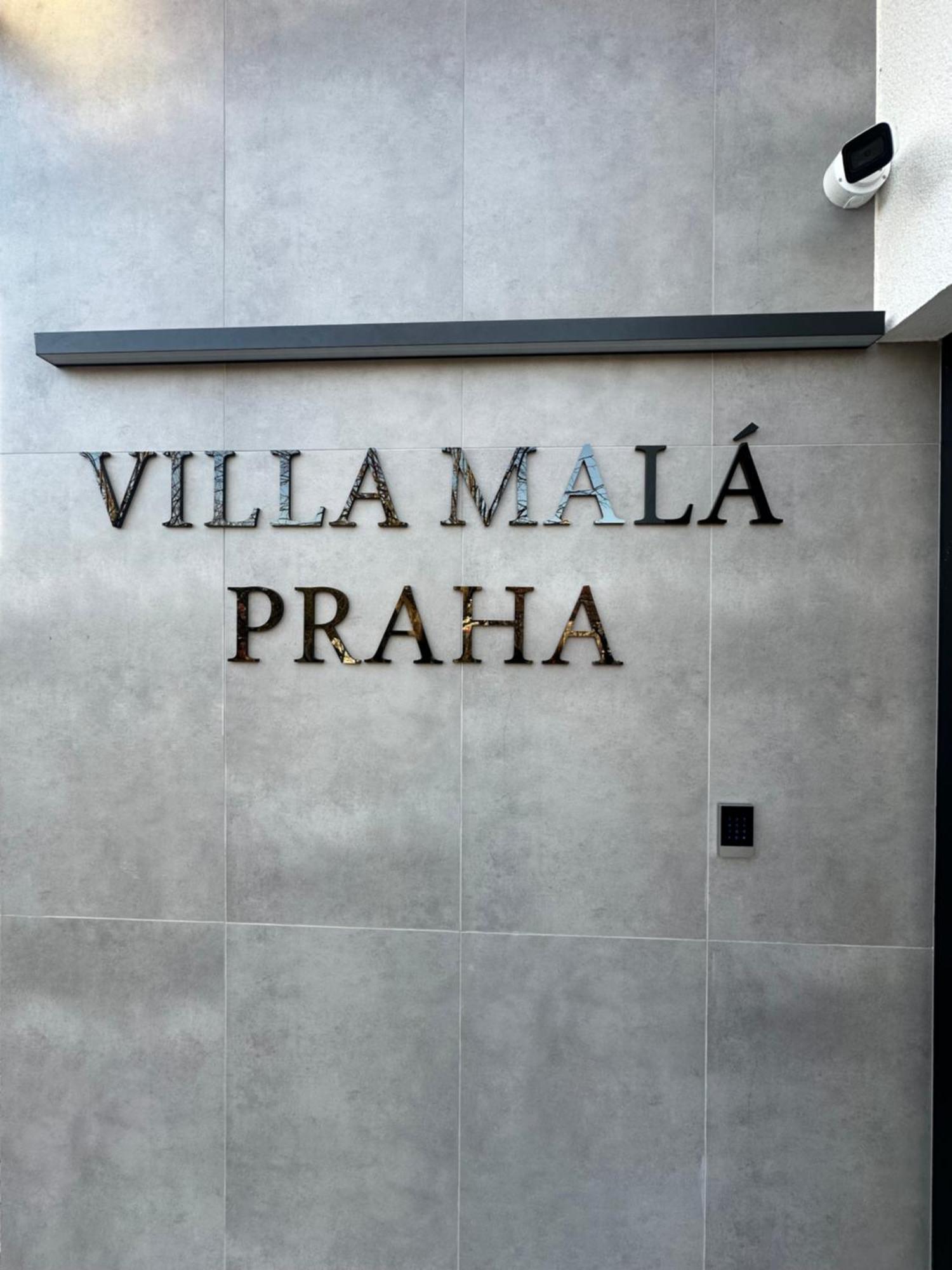 Villa Mala Praha Experience In The Center Of Žilina Exterior foto